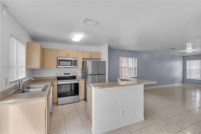 Photo - 2400 SW 87th Way