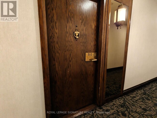 Photo - 55 Harbour Square Unit 512