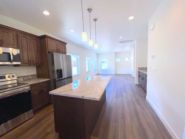 Building Photo - Built 2023! NW Reno 3 Bedroom House - Downstairs Masterbedroom/Masterbath