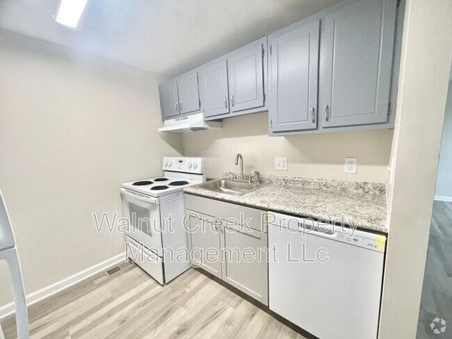 Building Photo - 5520 Beavercrest Dr Unit #14 Rental