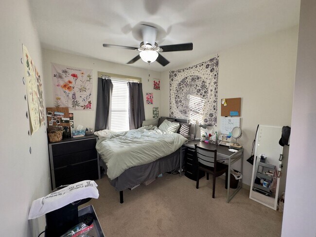 Photo - 1432 N. Carlisle