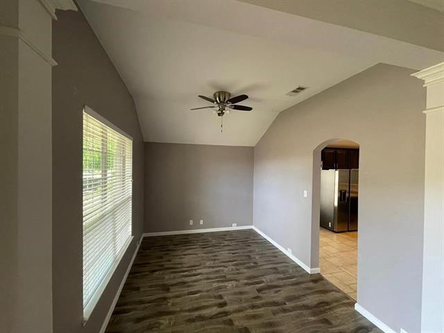 Photo - 6937 Willow Crest Dr