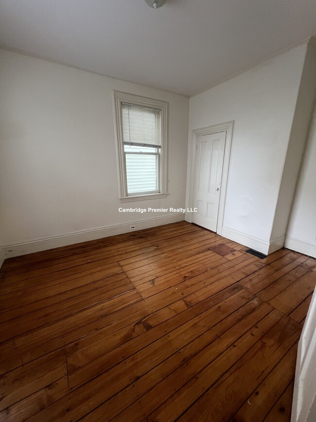 Photo - 352 Norfolk St Apartments