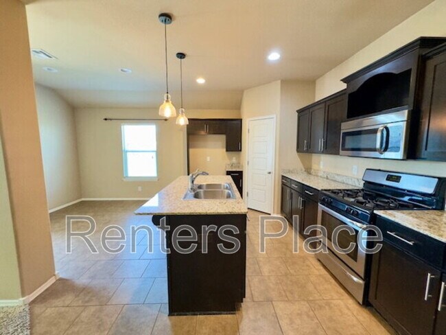 Photo - 3915 W 104th Pl S