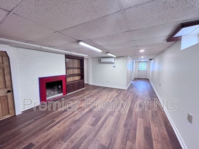 Photo - 412 S Main St Unidad B