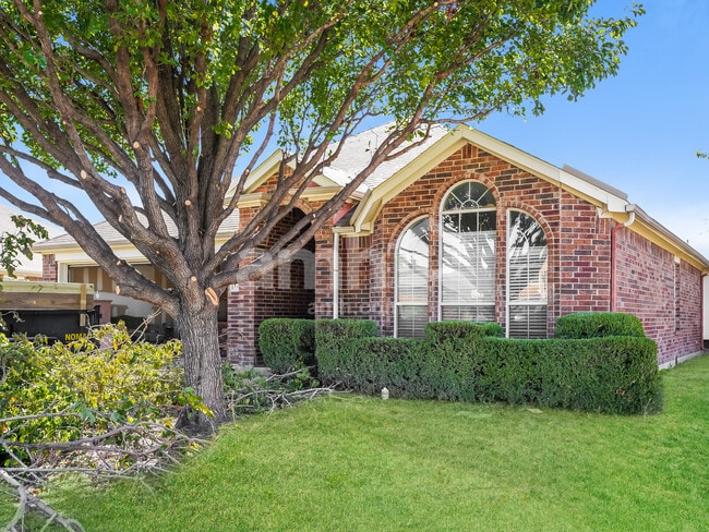 Building Photo - 1216 Mule Deer Dr