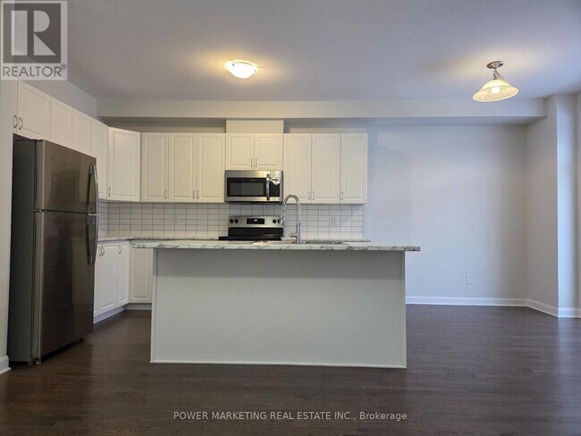 Photo - 105 Natare Pl