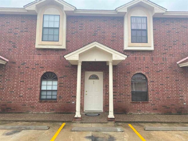 Building Photo - 4101 Tilden Ave Unit 11 B