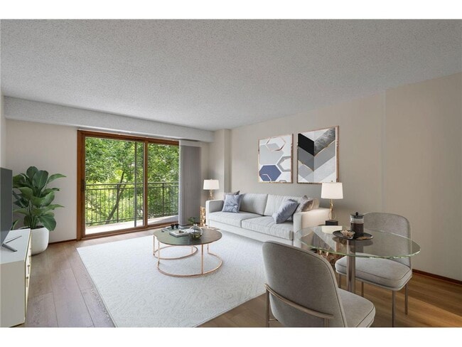 Building Photo - 210 W Grant St Unit 607 Rental