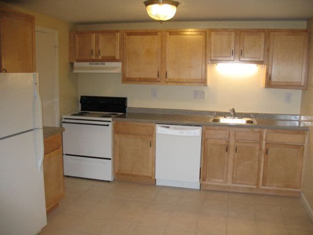 Photo - Towne Lyne Village