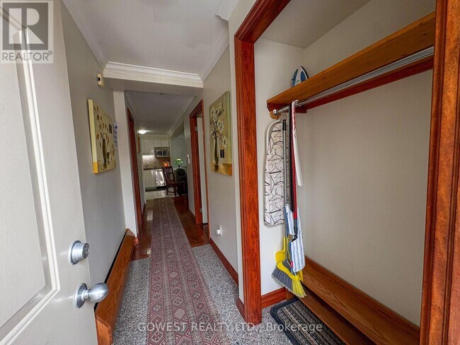 Photo - 20 Glen Gordon Rd Unit 5
