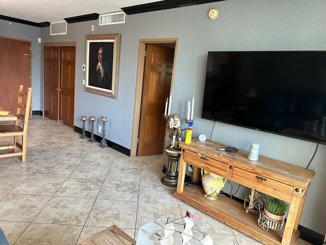 Photo - 3801 S Ocean Dr Unidad 4P