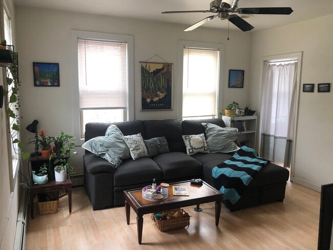 Photo - 354 Wickenden St Unit Apt 2R