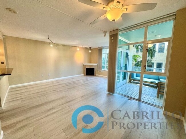 Photo - 850 Beech St