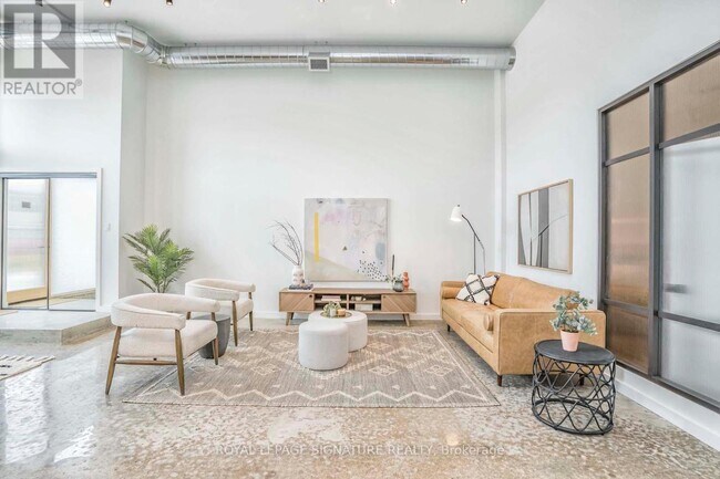 Photo - 36 Geary Ave