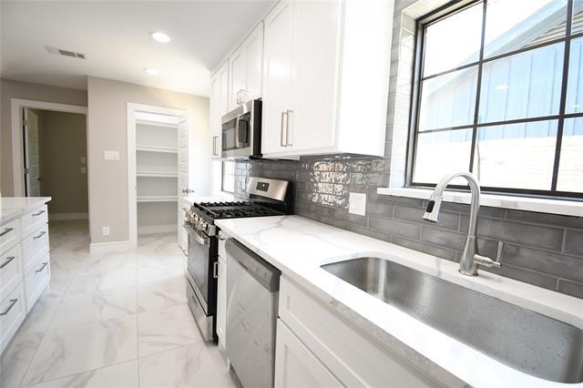 Photo - 2641 Magnolia Dr