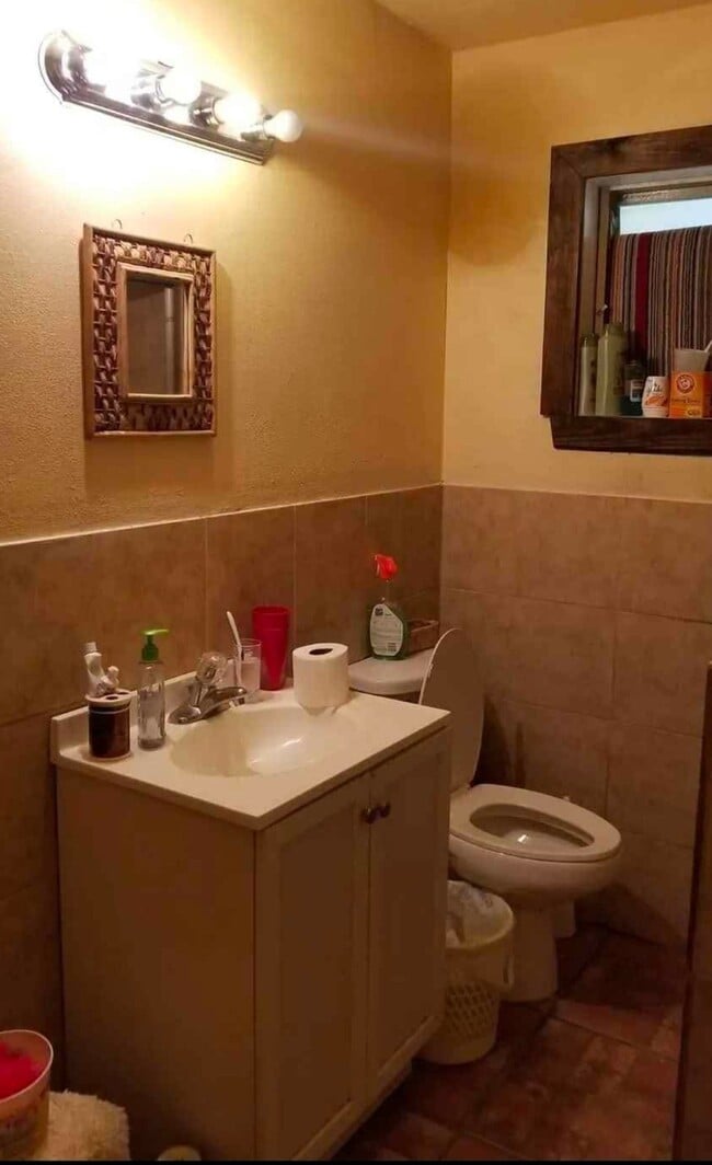 Photo - 13501 Joliet St