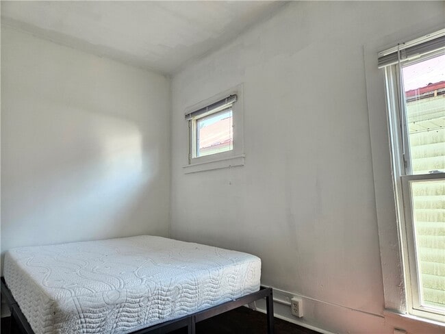 Photo - 445 N Tioga St