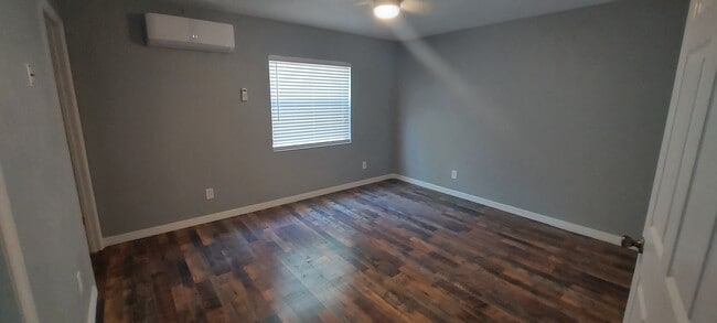 Photo - 230 Desoto St Unit 2