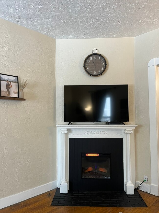 Photo - 1112 Newman St