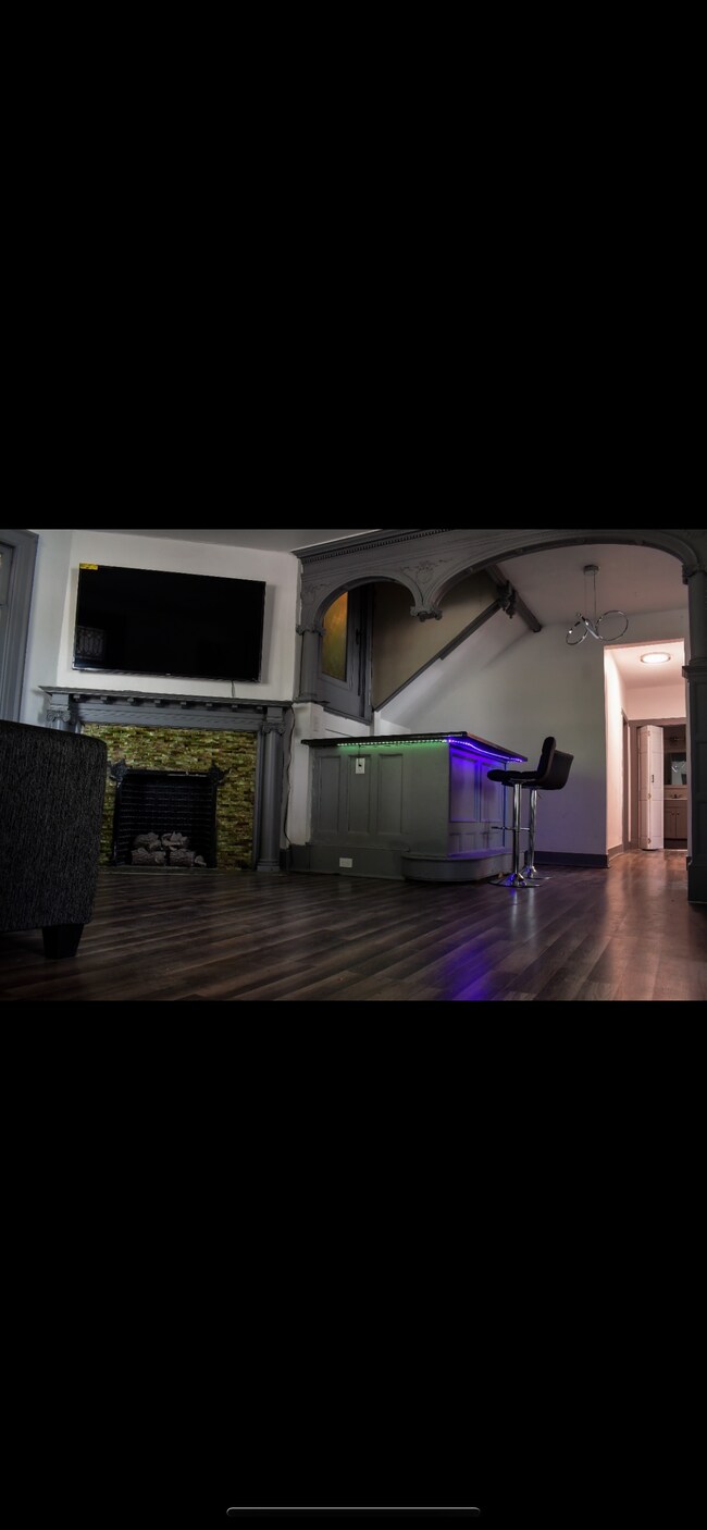 Photo - 171 Chapin St Unit 1