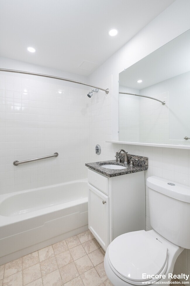 Photo - 1410 Columbia Rd Unidad 711M