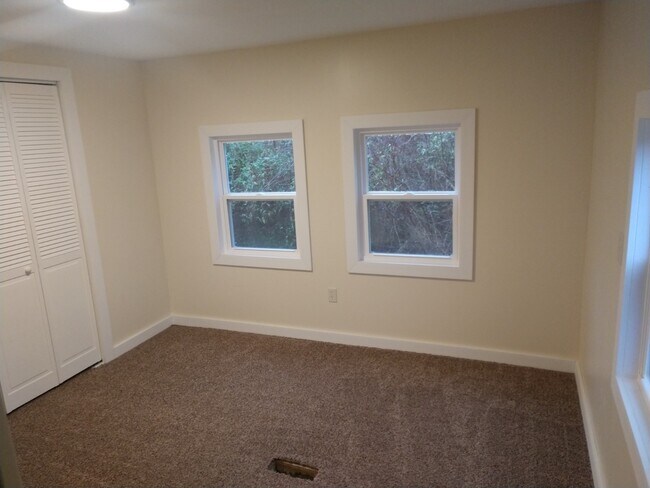 Photo - 203 Old Pittsburgh Rd