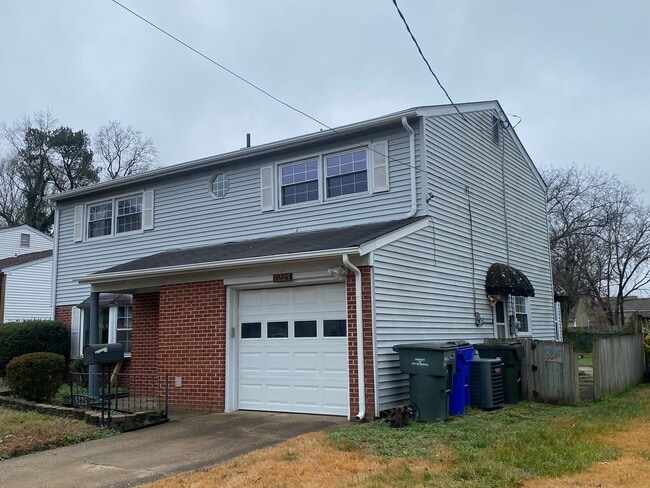 Photo - 8225 Tabor Ct