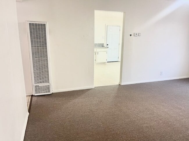 Photo - 1802 Forrest St Apartamento Unidad 1802 1/2 Forrest Ave