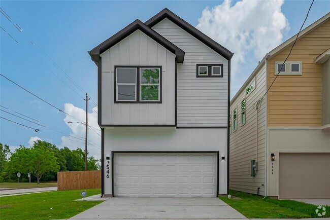 Building Photo - 7546 Charlie St Rental