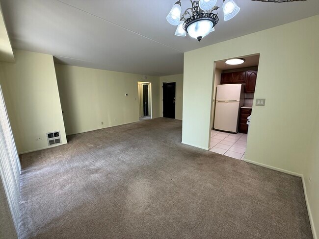 Photo - 1460 Fairlane Dr