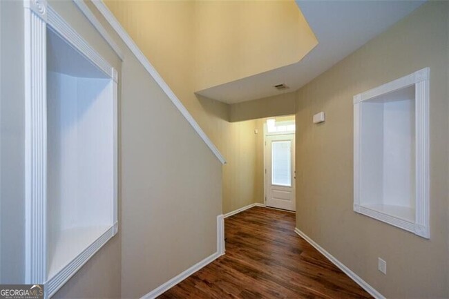 Photo - 1781 Waterside Dr