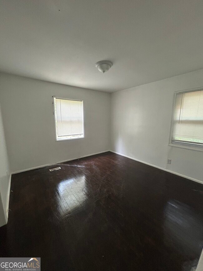 Photo - 2870 Margaret Dr