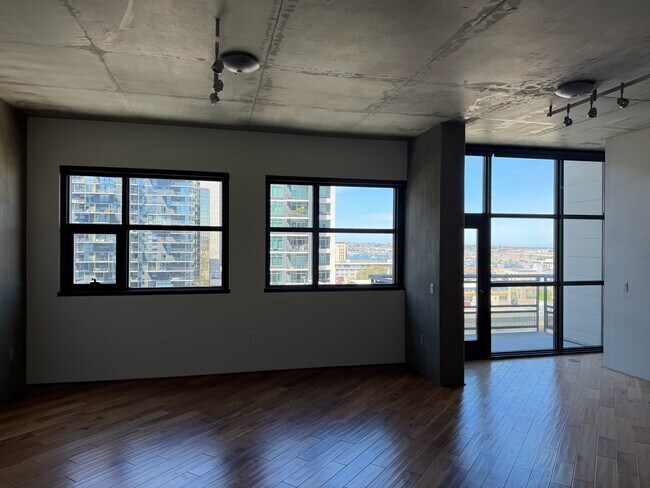 Photo - 1494 Union St Unit 1009