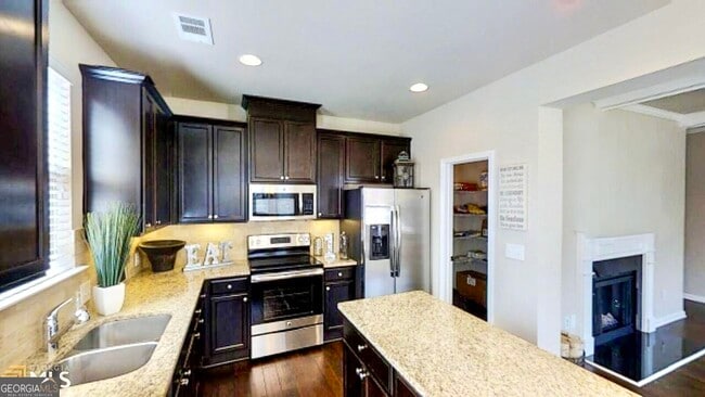 Photo - 2816 Ellis Pointe Ave