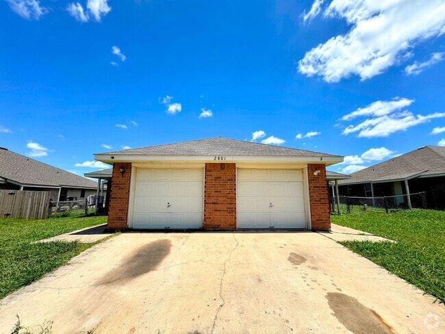 Building Photo - 2801 Alma Dr Rental