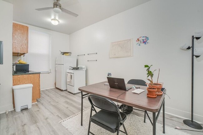 Photo - 3114 N Calvert St Apartamento Unidad 3