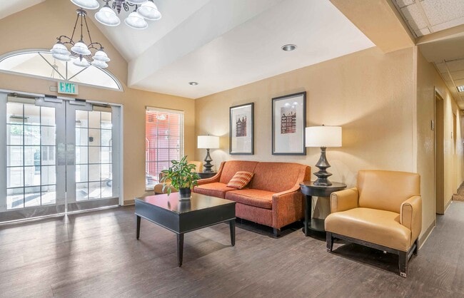 Furnished Studio-Louisville - Alliant Avenue