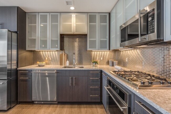 Building Photo - 1 Canal St Unit PH 1124