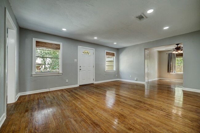 Photo - 4301 Phil St