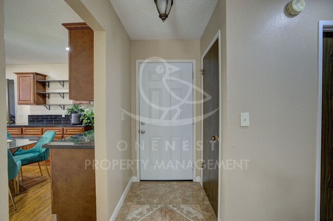 Photo - 7501 Saybrook Dr