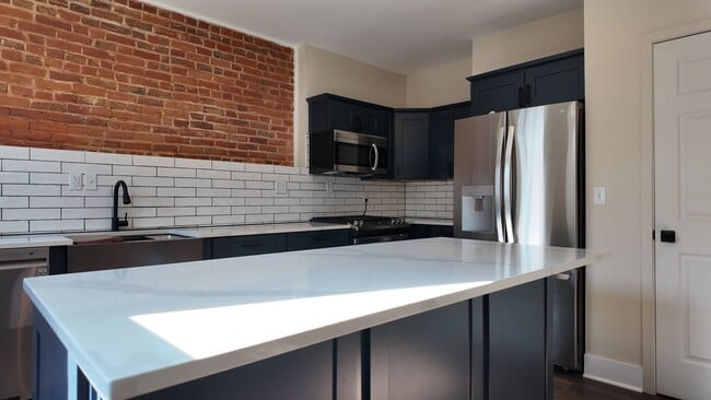 Photo - Modern Brand New 2 Bdrm in OTR – Stylish Finishes! Unit 2