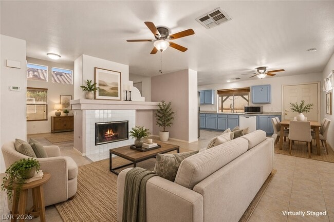 Photo - 1717 Klamath Falls Way
