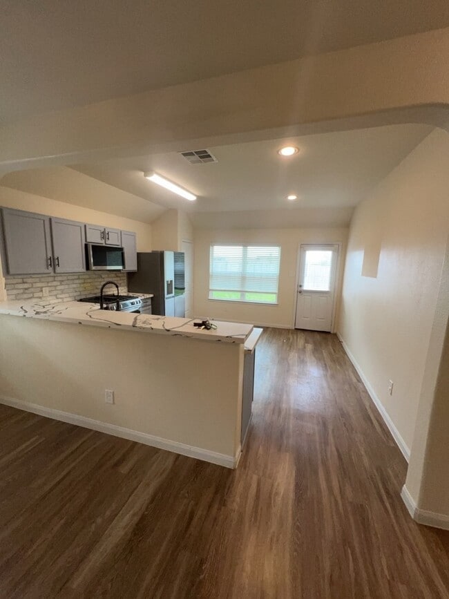 Building Photo - 13019 Italian Cypress Trail
