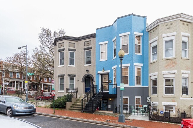 Photo - Stunning premium corner Townhome condo in the desirable Eckington neighborhood!