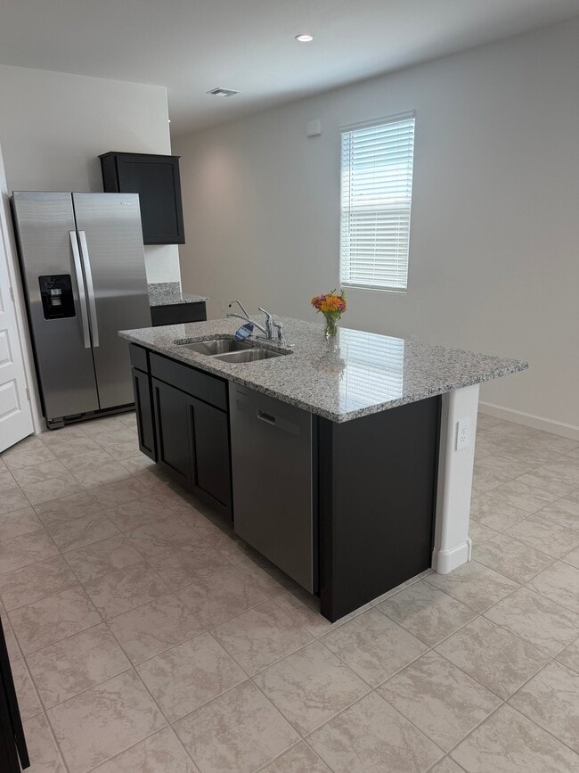 Photo - 2104 W Sylvan Ave