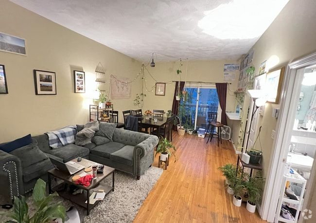 Building Photo - 609 Dorchester Ave Unit 2 Rental