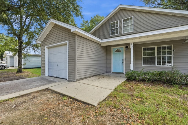 Photo - 357 Timber Wind Dr