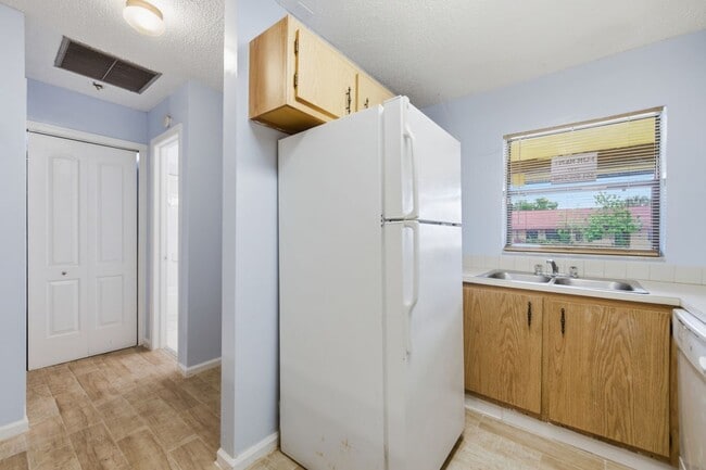 Photo - 506 Glenwood Dr