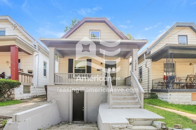 Building Photo - 1329 Wheeler St